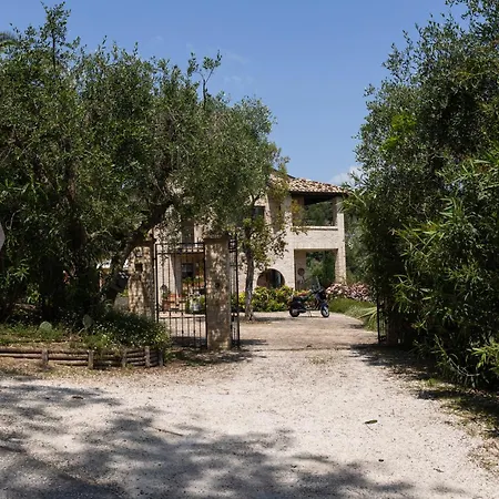 Villa Cri Cri B&B di Charme-3